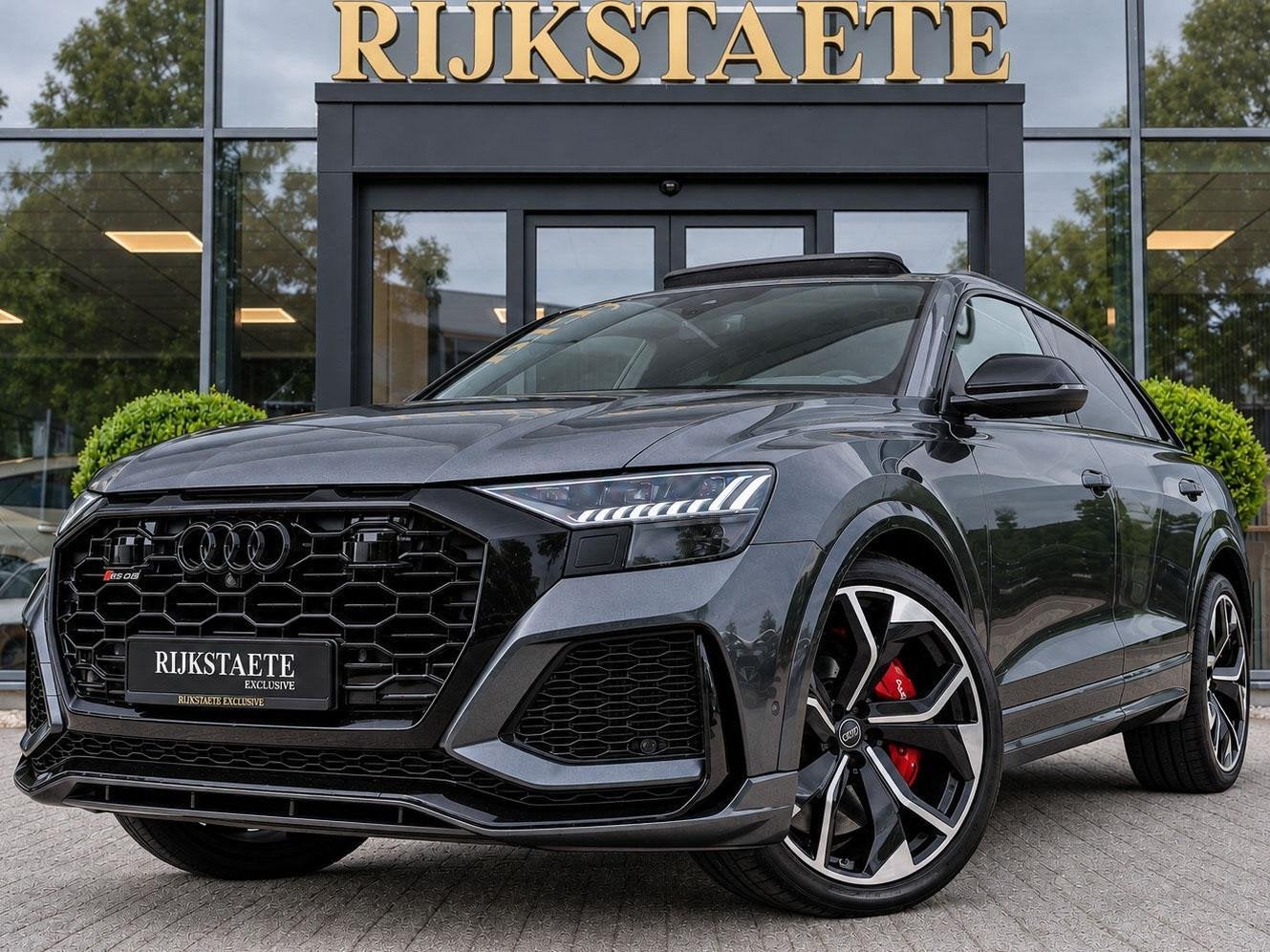 Audi RS Q8 4.0 TFSI RSQ8 Quattro|PANO|B&O|360°|23'|KERAMISC, Auto's, Dealer onderhouden, Gebruikt, Met garantie (alle), 600 pk