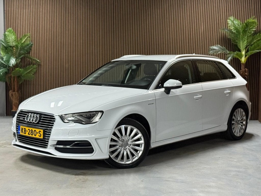 Audi A3 Sportback 1.4 e-tron Attr. PL+ (bj 2015), Auto's, Audi, Gebruikt, 4 cilinders, 150 pk, 180 min