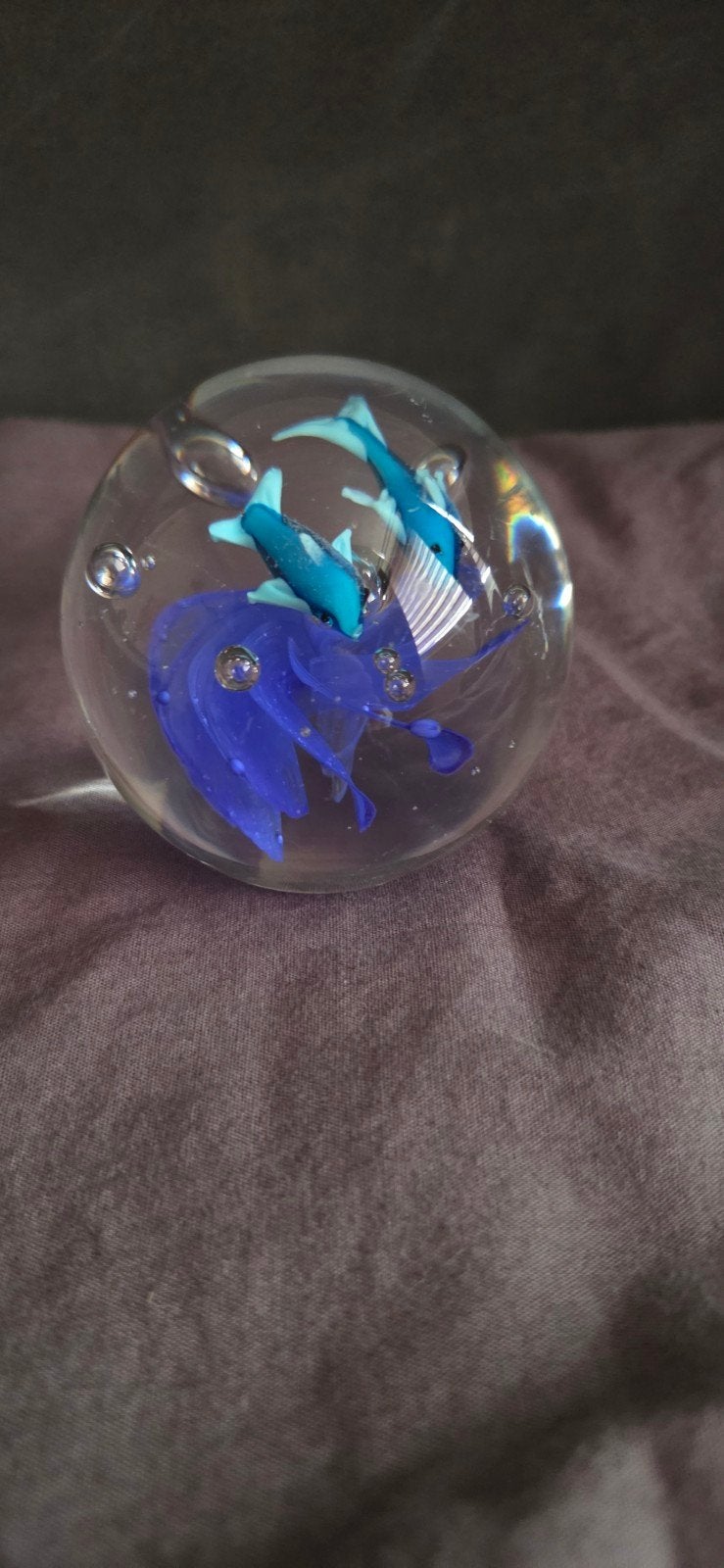 Glazen briefopener met dolfijnen en bubbels, Meerkleurig, Ophalen of Verzenden, Zo goed als nieuw, Modern