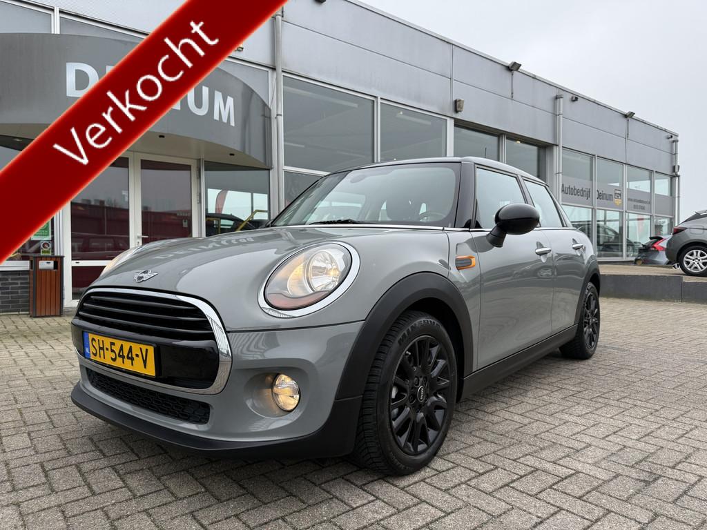 MINI Mini 1.5 Cooper Pepper Serious Business Automaat..! Nav, Gebruikt, Euro 6, 49 €/maand, Bedrijf