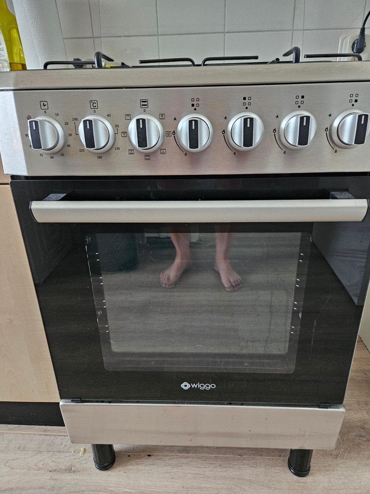 Wiggo Vrijstaand Gasfornuis met Oven - Zo goed als nieuw, Ophalen, 60 cm of meer, 4 kookzones, Zo goed als nieuw