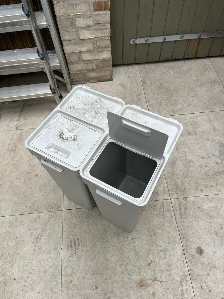 IKEA Hällbar Opbergbakken - Perfect voor Afvalscheiding, Huis en Inrichting, Woonaccessoires | Prullenbakken, Kunststof, 50 tot 75 cm
