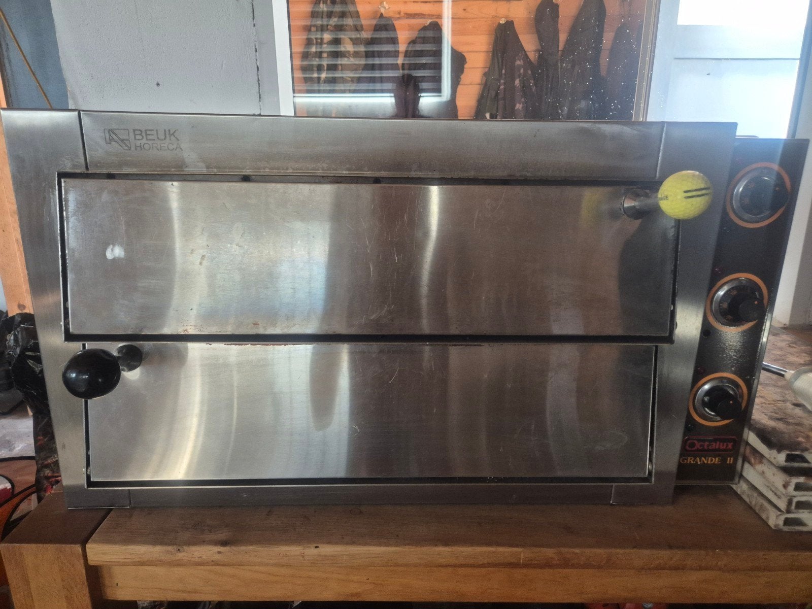 Beuk Horeca Octalux Grande II Pizzaoven met schep, Tuin en Terras, Ophalen, Gebruikt