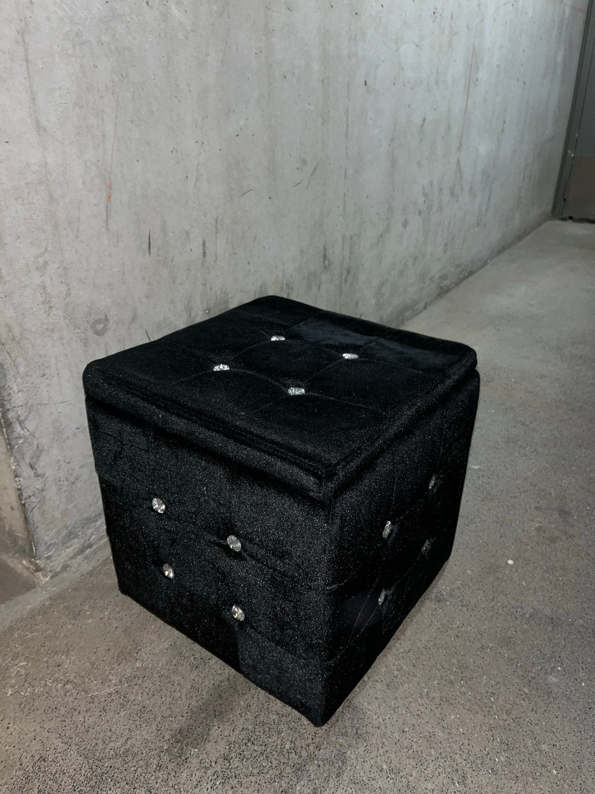 Poef met opbergruimte, Ophalen, Minder dan 50 cm, Gebruikt, Vierkant