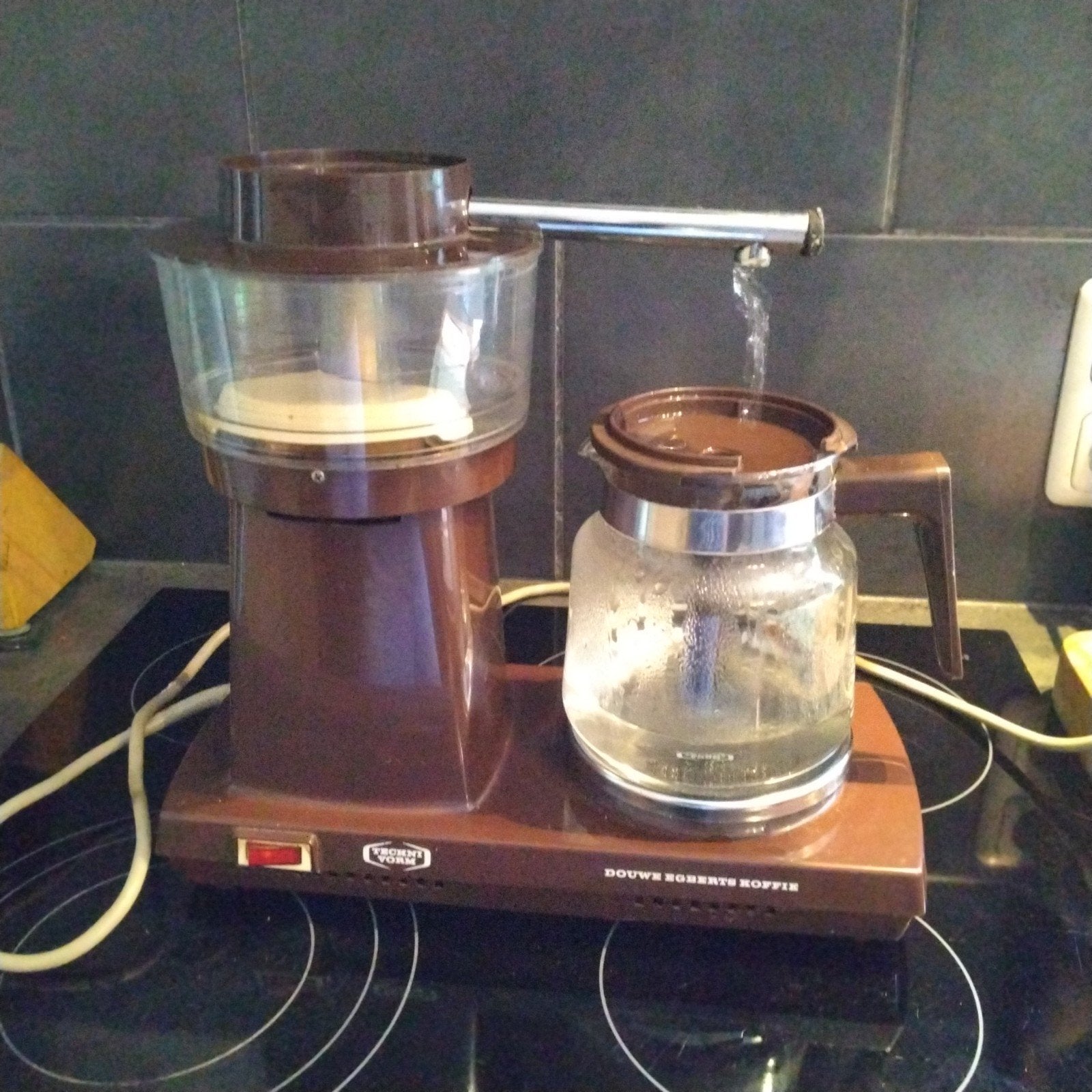 Douwe Egberts Technivorm Moccamaster Type 71, Gebruikt, Overige modellen, 10 kopjes of meer, Gemalen koffie