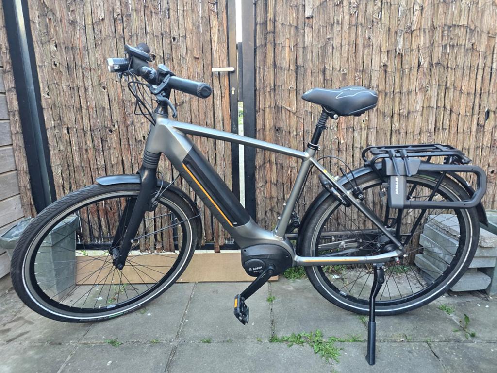Gazelle Ultimate C8+ HMS GPS Connect 500W 2787KM Topfiets!, Fietsen en Brommers, Elektrische fietsen, Ophalen of Verzenden