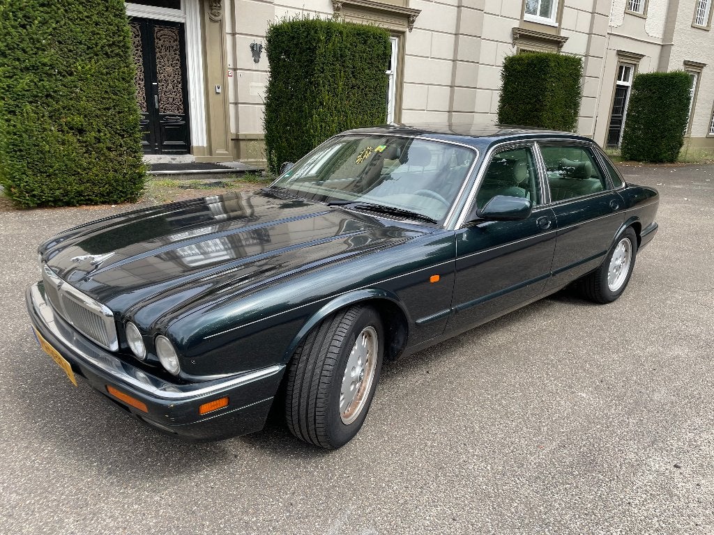 Jaguar Sovereign 3.2 LWB 1996 Spruce Green Pearl, Auto's, Jaguar, Automaat, 3239 cc, Beige, Particulier