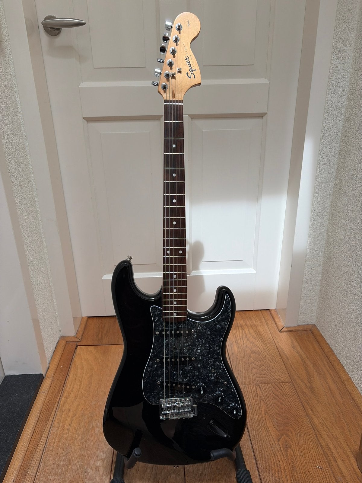 Squier by Fender Stratocaster 20th Anniversary Edition, Muziek en Instrumenten, Snaarinstrumenten | Gitaren | Elektrisch, Ophalen of Verzenden