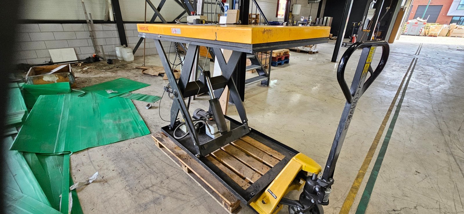 Heftafel, Doe-het-zelf en Verbouw, Gereedschap | Machine-onderdelen en Toebehoren, Ophalen