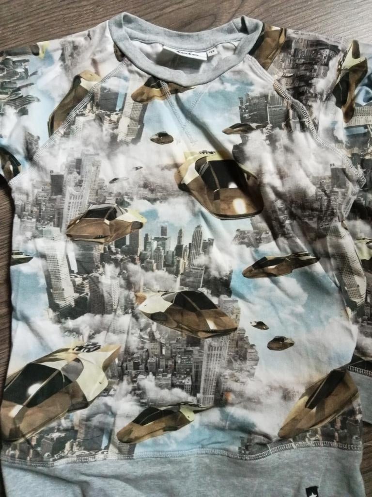 Molo 138/134, Ophalen of Verzenden, Zo goed als nieuw, Jongen, Broek