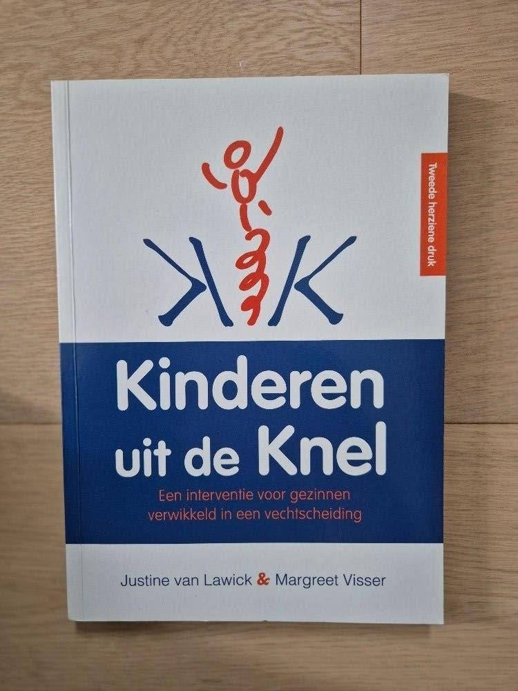 Kinderen in de knel, Ophalen of Verzenden, Gamma, Zo goed als nieuw, WO
