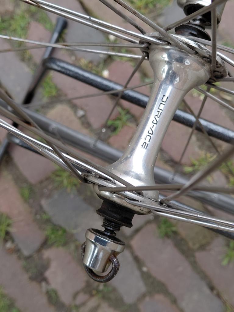 Voorwiel dura ace met naaf, Fietsen en Brommers, Fietsonderdelen, Ophalen, Frame