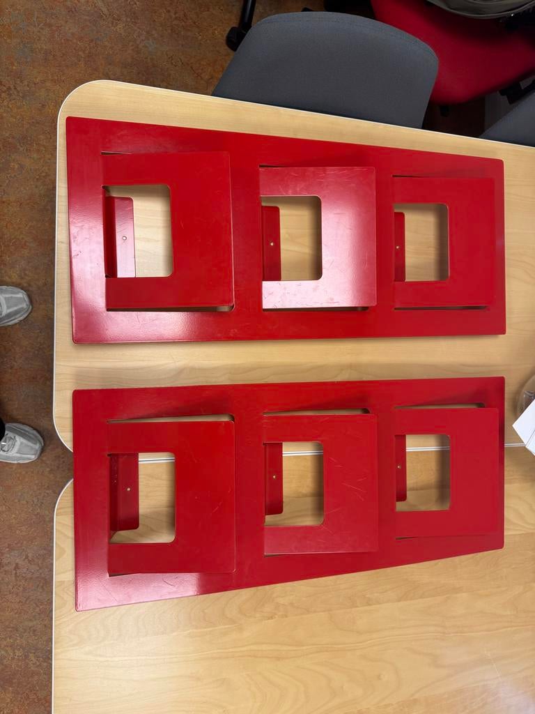 Vintage IKEA Skrissel tijdschriftenrek rood, Huis en Inrichting, Woonaccessoires | Krantenbakken en Lectuurbakken, Gebruikt, Ophalen of Verzenden