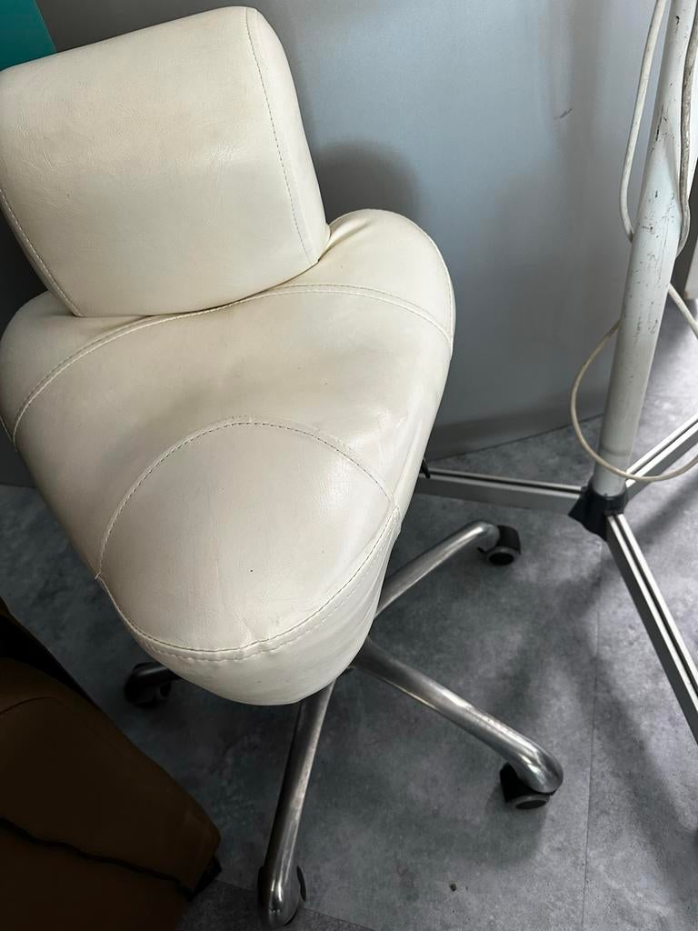 Tandarts Zadelkrukken ergonomisch, Ophalen
