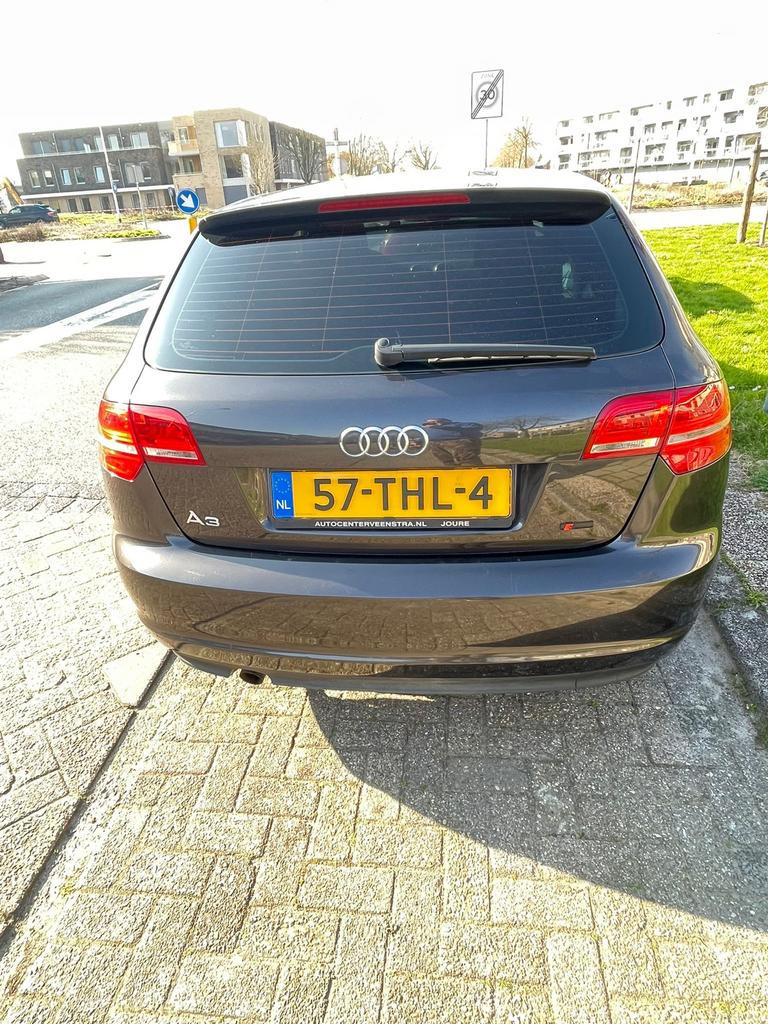 Audi A3 1.2 TFSI 2012, Auto's, Audi, Particulier, A3, Benzine, B, Hatchback, Handgeschakeld, Origineel Nederlands, Zilver of Grijs