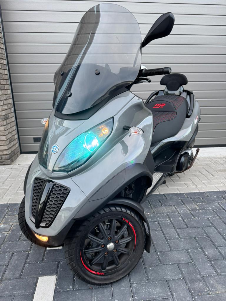 Piaggio mp3 500cc sport  Akrapovic Nardo 2012 B rijbewijs, Ophalen of Verzenden