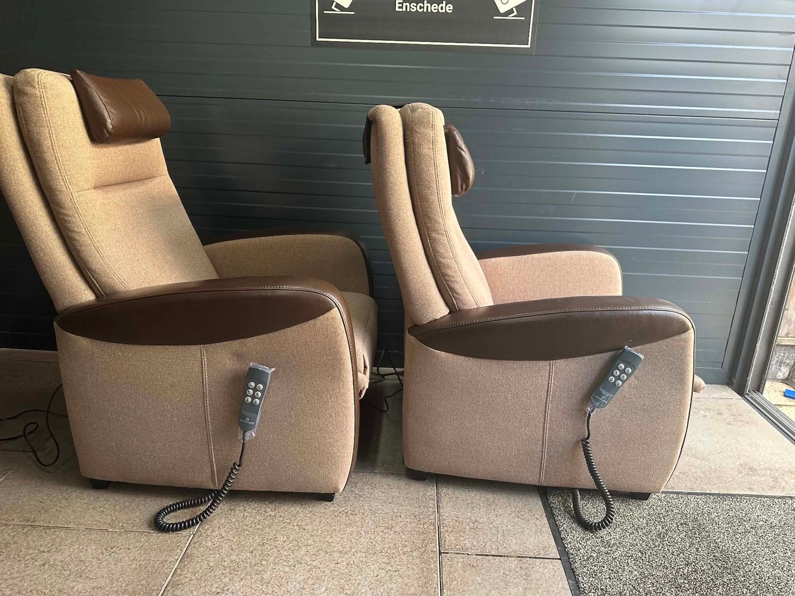 Sta op stoelen merk prominent, Minder dan 75 cm, Leer, Ophalen of Verzenden, Zo goed als nieuw