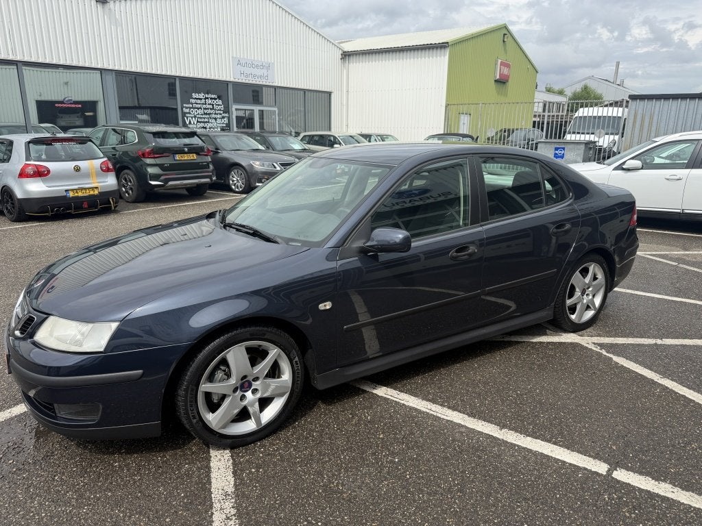 Saab 9-3 Sport Sedan 1.8t Linear Business (bj 2004), Auto's, Automaat, 1998 cc, Stof, Gebruikt