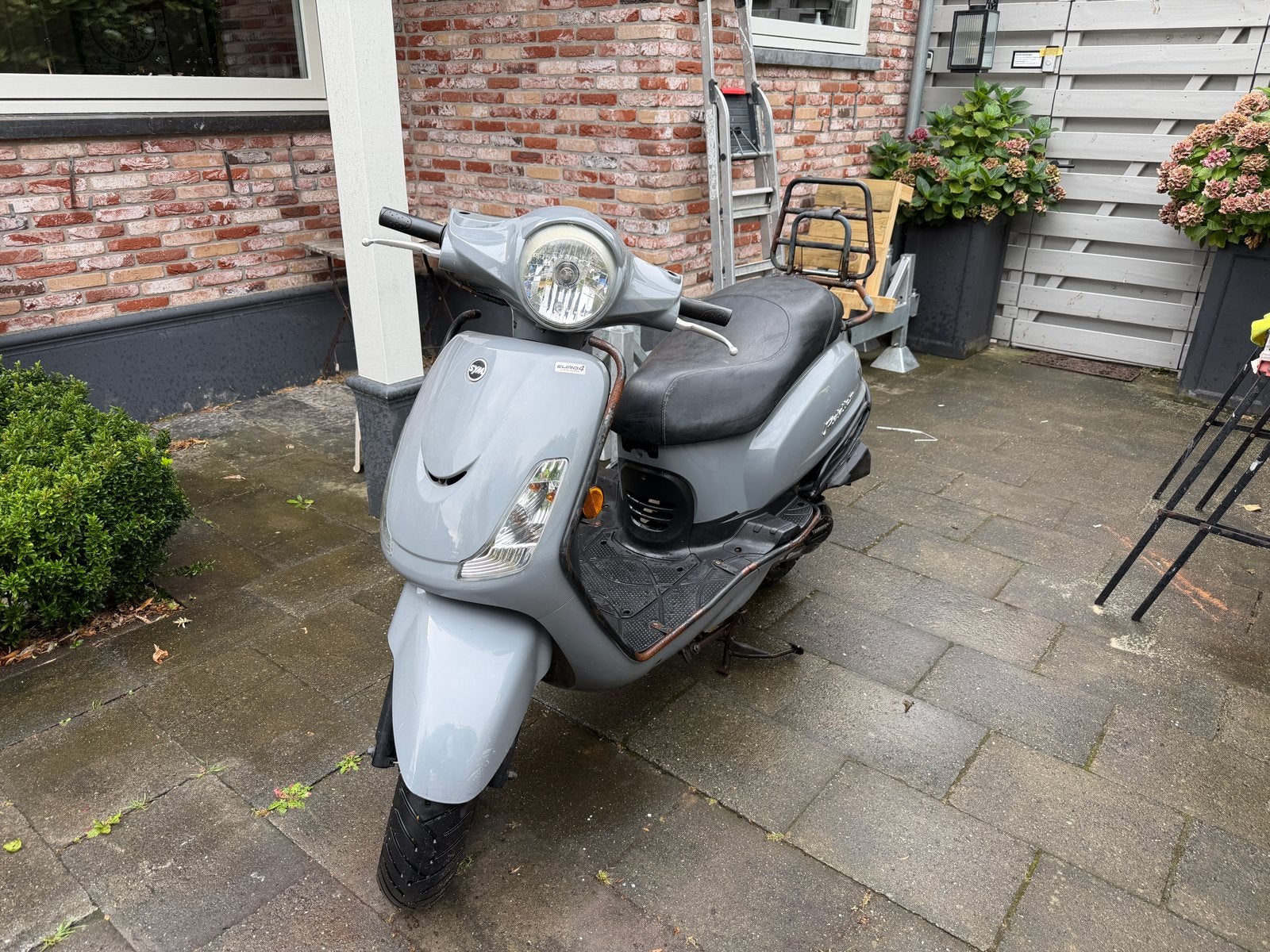 Sym Fiddle 2 50s 2021 Blauw Kenteken - Inclusief Helm, Fietsen en Brommers, Scooters | SYM, Ophalen, Gebruikt, Benzine, Fiddle