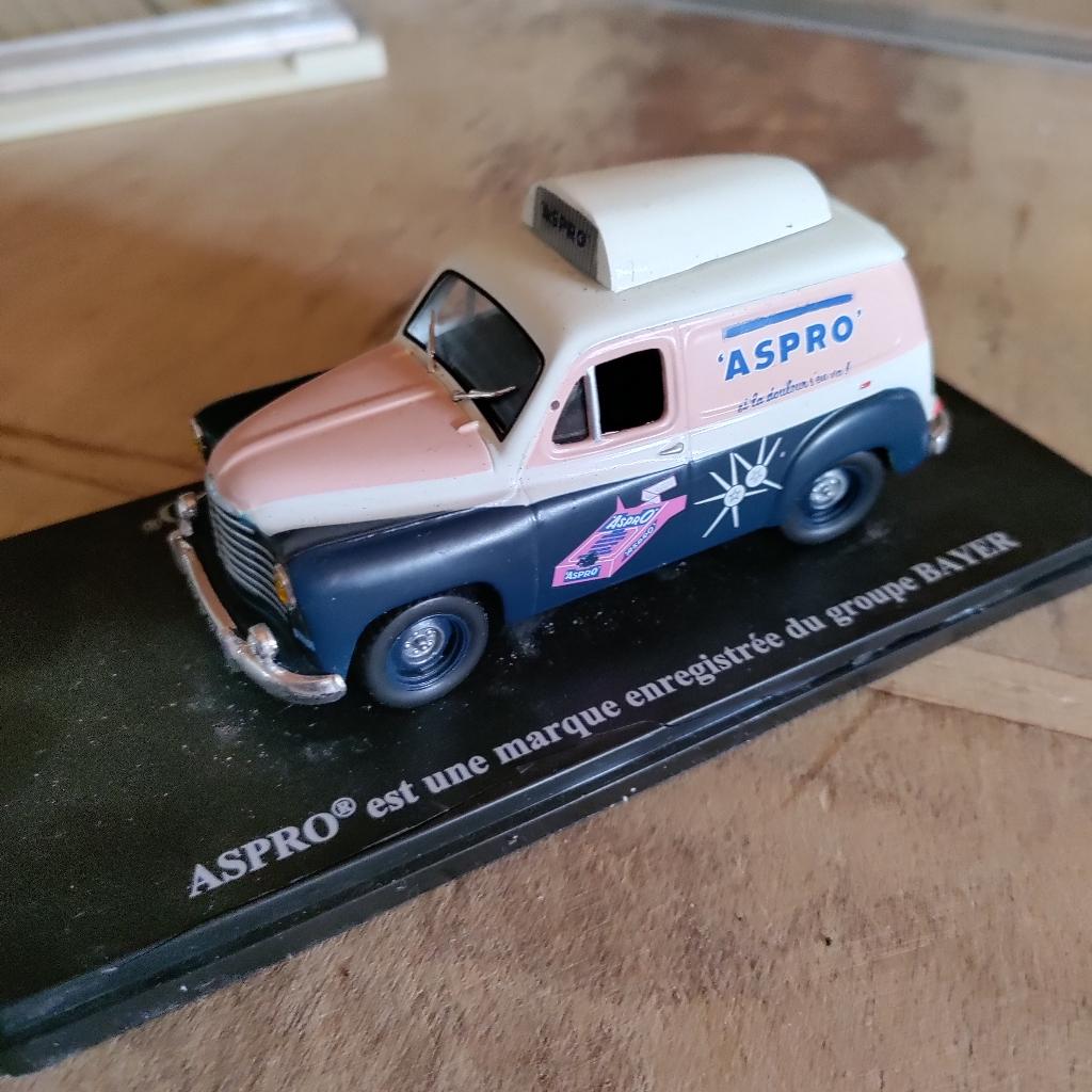Renault colorale Aspro, Hobby en Vrije tijd, Modelauto's | 1:43, Ophalen of Verzenden, Zo goed als nieuw, Auto, Overige merken