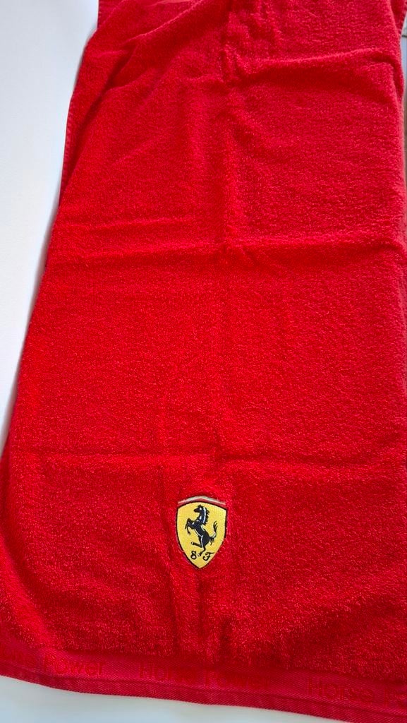 Officiële Ferrari handdoek, Verzamelen, Automerken, Motoren en Formule 1, Ophalen, Nieuw, Formule 1