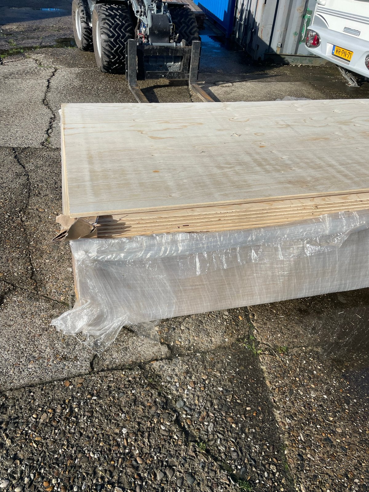 Nieuwe underlayment multiplex platen (18x2440x1220 mm), Minder dan 25 mm, Nieuw, Ophalen of Verzenden, 200 tot 250 cm