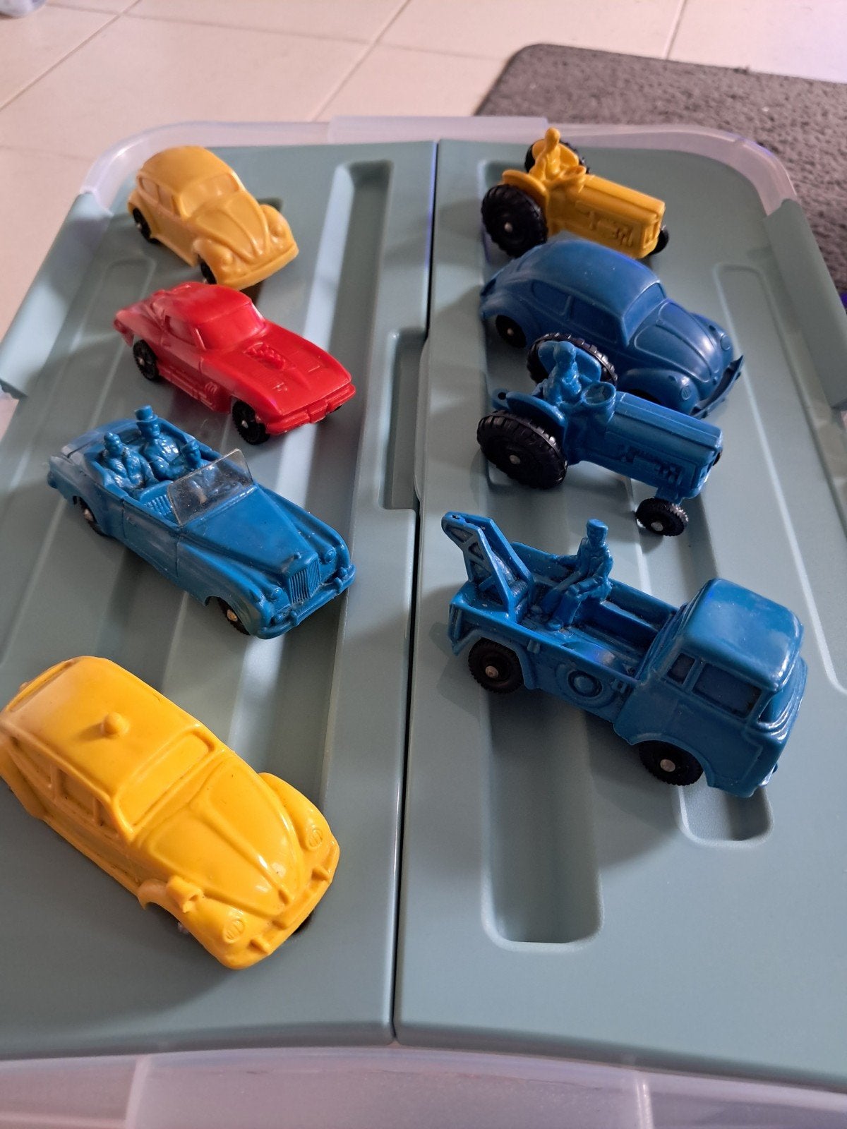 Tomte Laerdal en Stelco vinyl modellen auto's VW Bentley, Antiek en Kunst, Antiek | Speelgoed, Ophalen of Verzenden