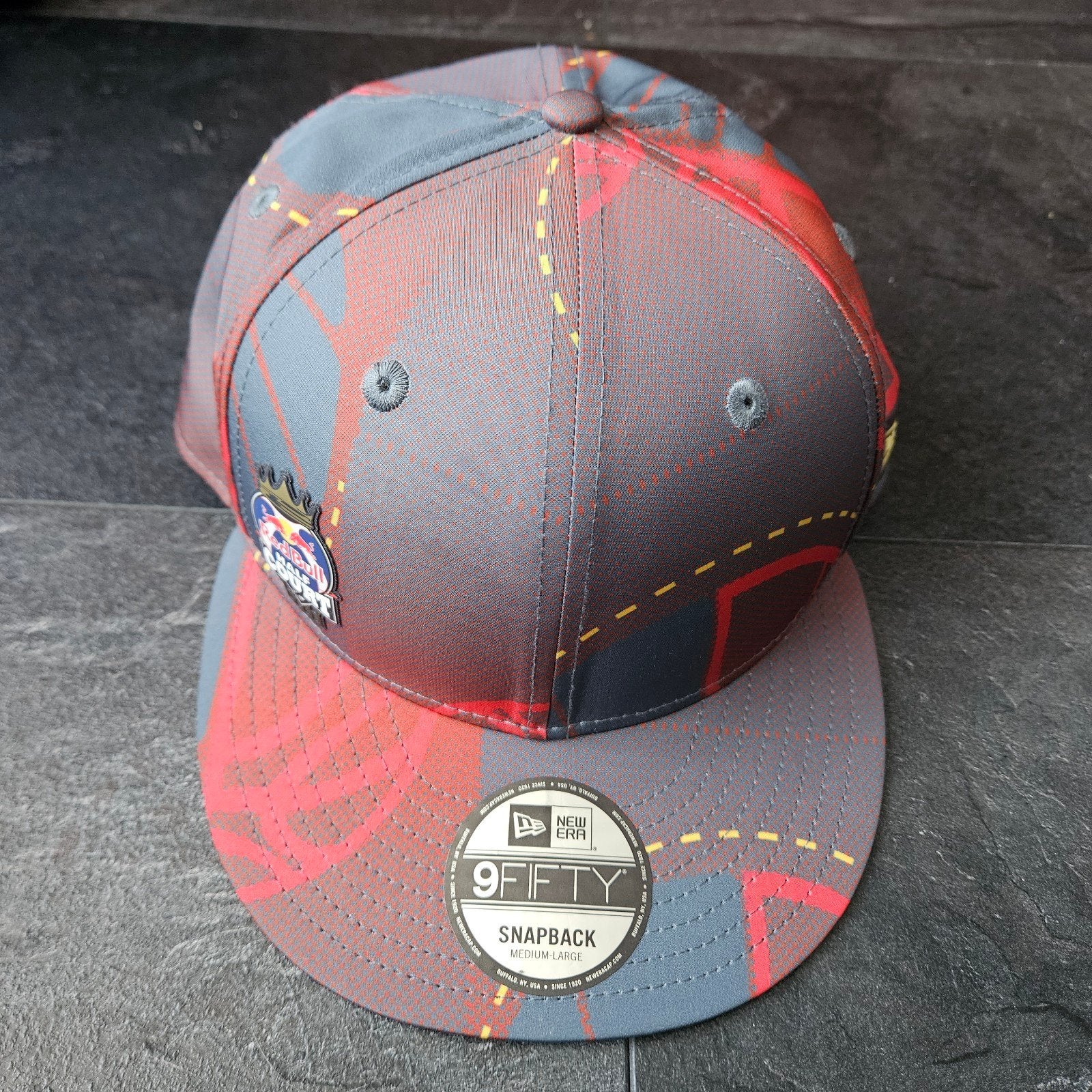 New Era Red Bull Half Court Snapback Pet - Nooit Gedragen, Nieuw, Pet, New Era, One size fits all