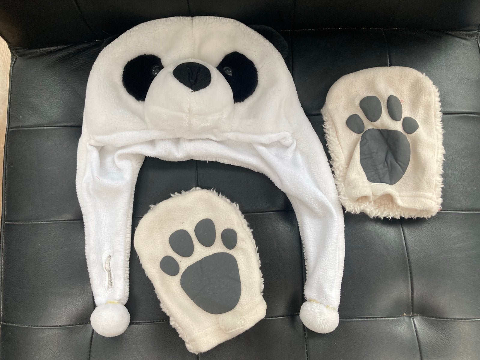 Pandamuts met pandapootjes, Ophalen of Verzenden, Gebruikt, Jongen of Meisje