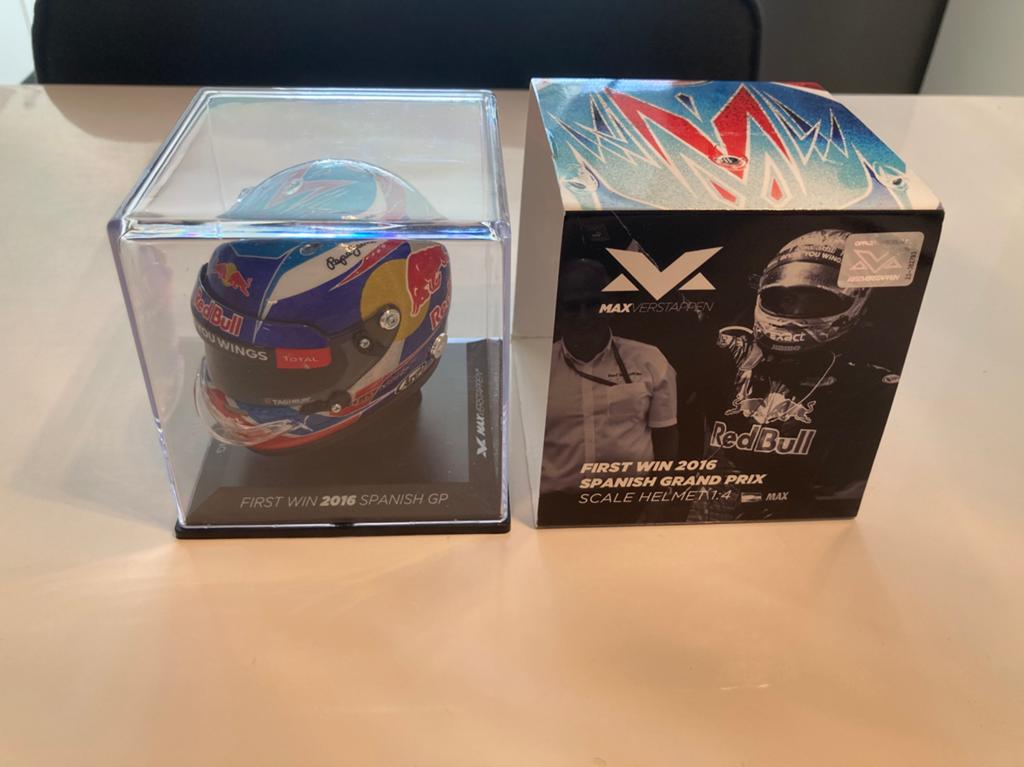 Max Verstappen helm 1/4 season 2016, Ophalen of Verzenden, Nieuw, Formule 1