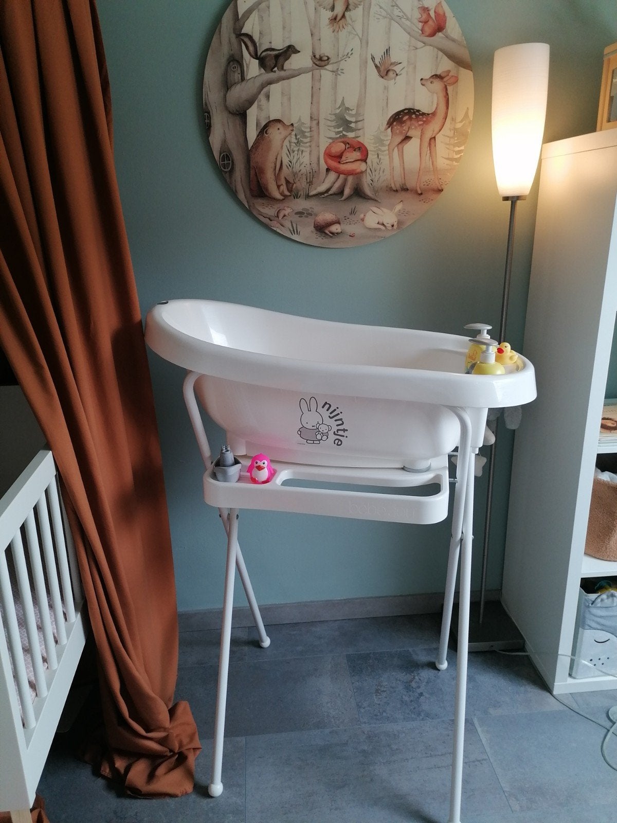 Nijntje bad met standaard., Ophalen, Zo goed als nieuw, Badje, Bébé-jou