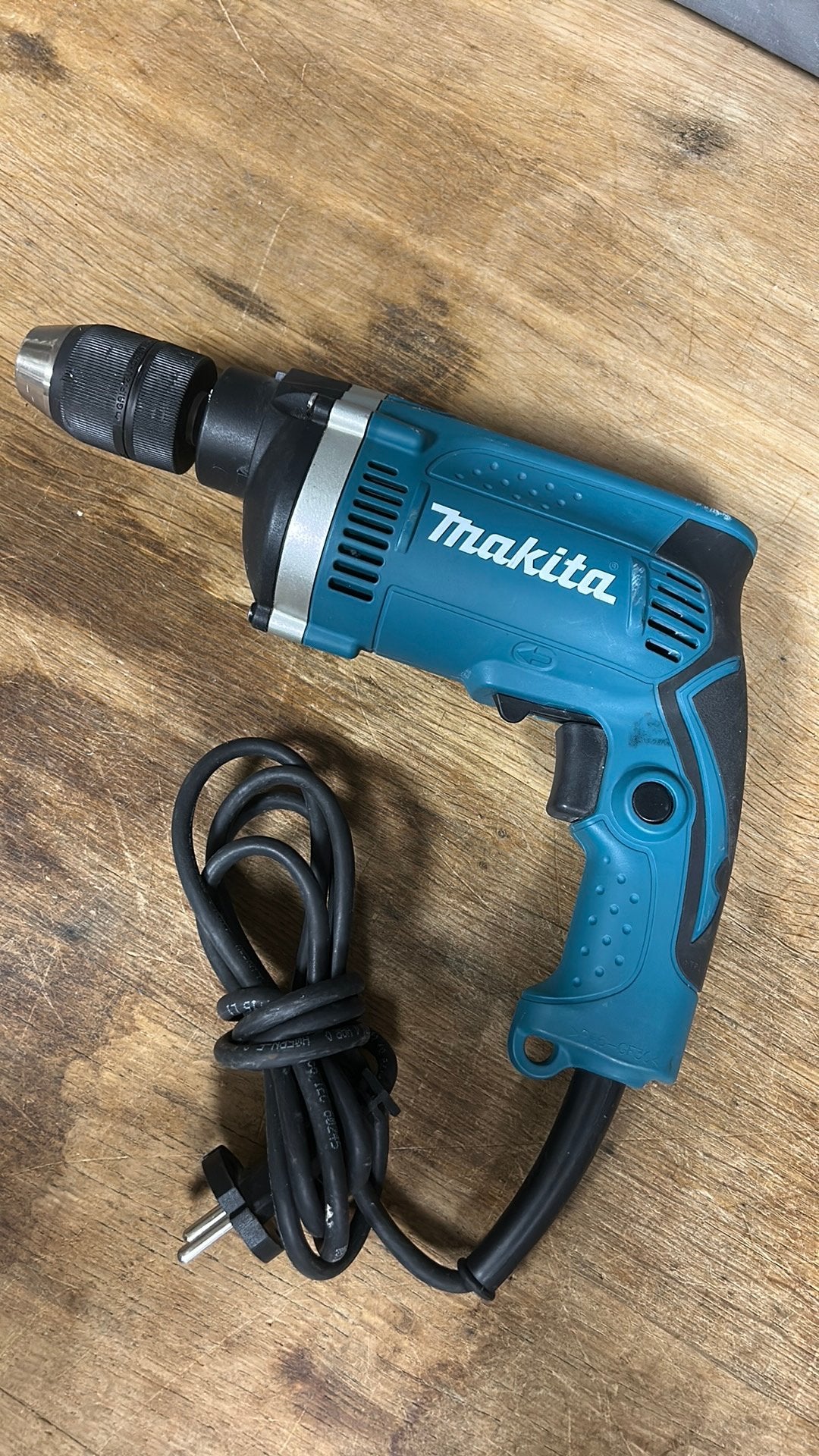Makita boormachine. HP1631. NIEUW., Doe-het-zelf en Verbouw, Gereedschap | Boormachines, Boormachine, 600 watt of meer, Nieuw