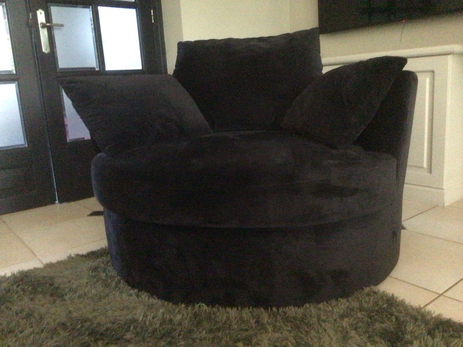 Prachtige Riverdale zwarte stoel, z.g.a.n., Huis en Inrichting, Fauteuils, Ophalen, Zo goed als nieuw, Stof, 100 tot 125 cm