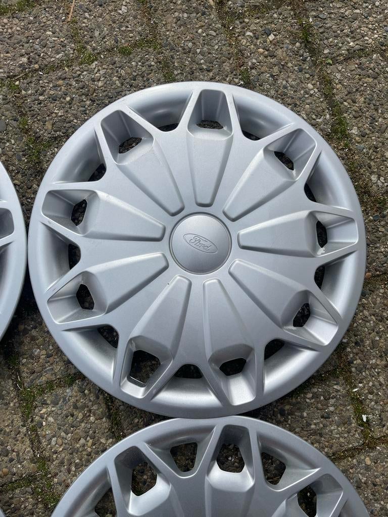 Ford wieldoppen 16 inch, Auto diversen, Ophalen, Gebruikt