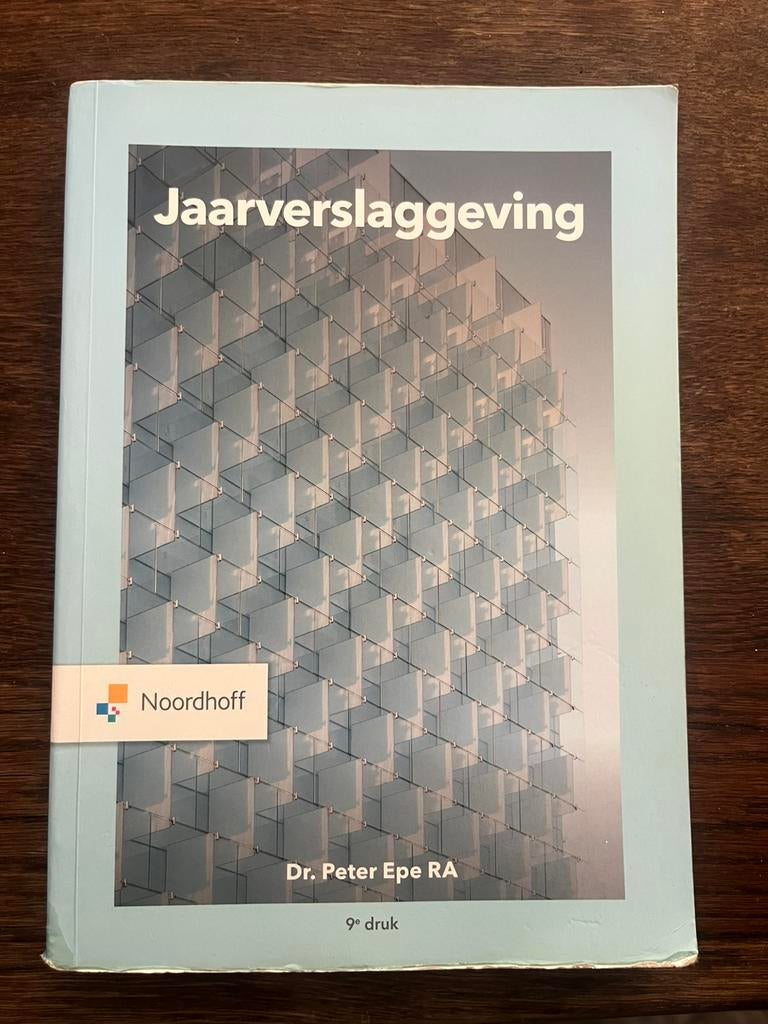 Peter Epe - Jaarverslaggeving, Economie, Ophalen of Verzenden, Zo goed als nieuw, Peter Epe