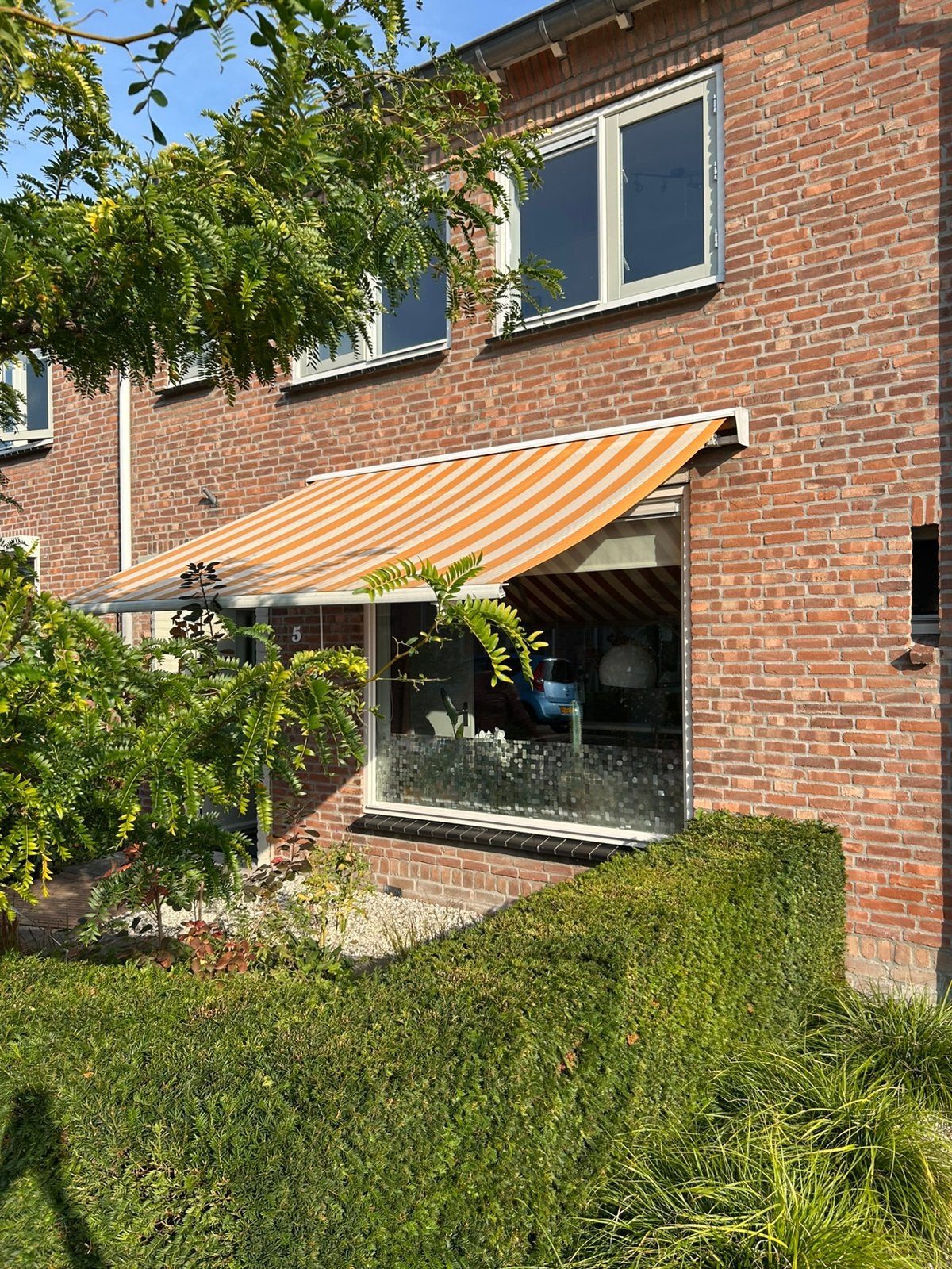 Zonnescherm met knikarm, Tuin en Terras, Ophalen, Zo goed als nieuw, 150 tot 300 cm, 250 cm tot 450 cm