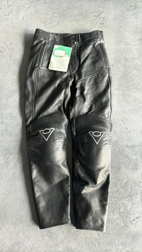 Nieuwe Revit Leren Motorbroek - Maat 42 Dames, Motoren, Kleding | Motorkleding, Ophalen of Verzenden, Nieuw met kaartje, Heren