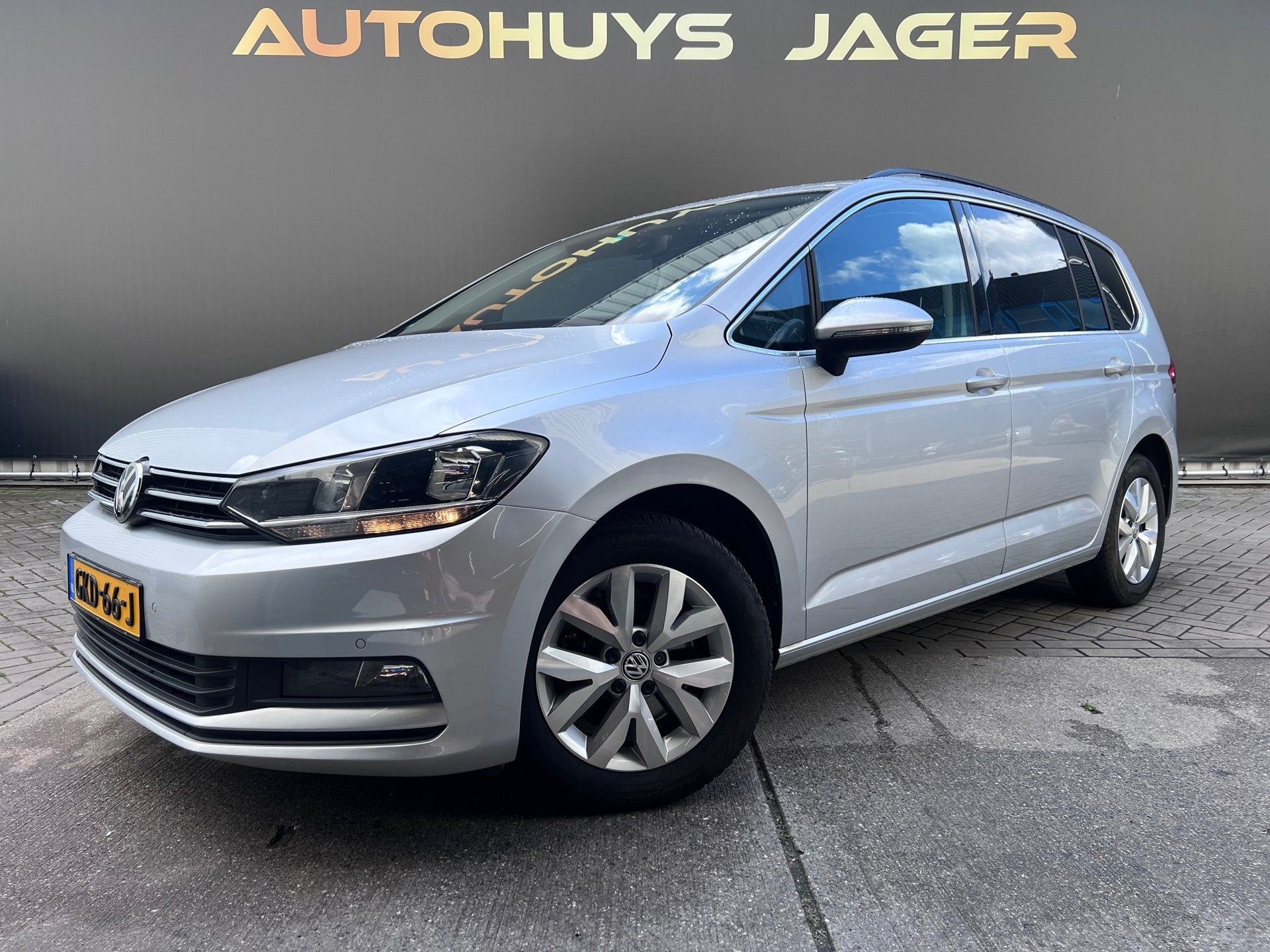 Volkswagen TOURAN 1.5 TSI Comfortline Business - Camera Carp, Auto's, Dealer onderhouden, 4 cilinders, 150 pk, Bedrijf