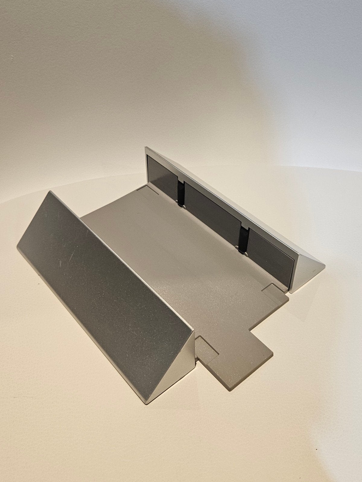 Sony PS2 Satin Silver vertical stand, Phat, Ophalen of Verzenden, Zo goed als nieuw, Zonder controller