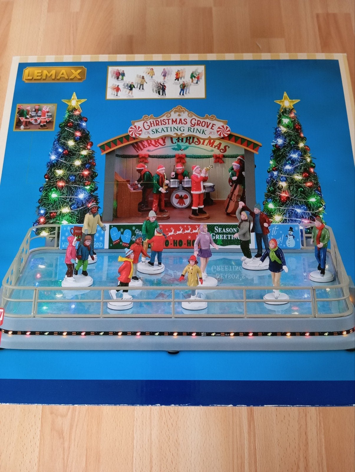 Lemax Kerst, Ophalen