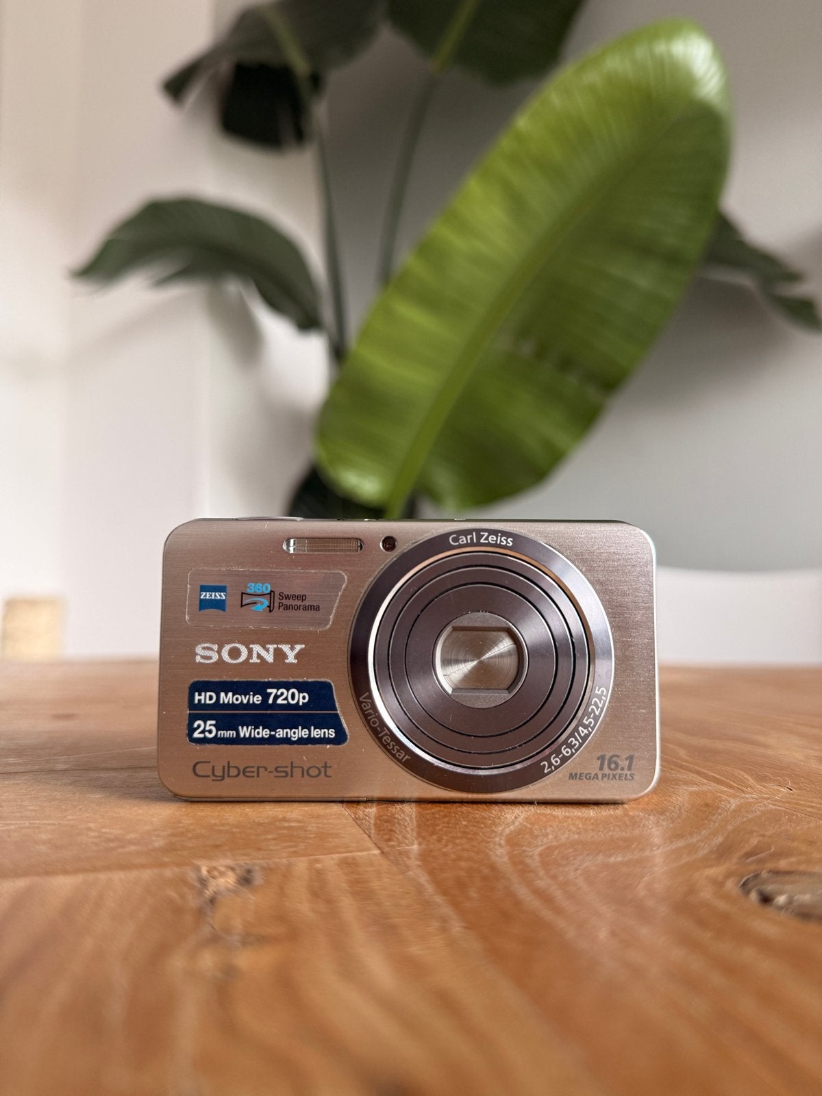 Sony Cyber-shot DSC-W630 compactcamera met lader, Ingebouwde flitser, Gebruikt, 16 megapixels, Ophalen of Verzenden