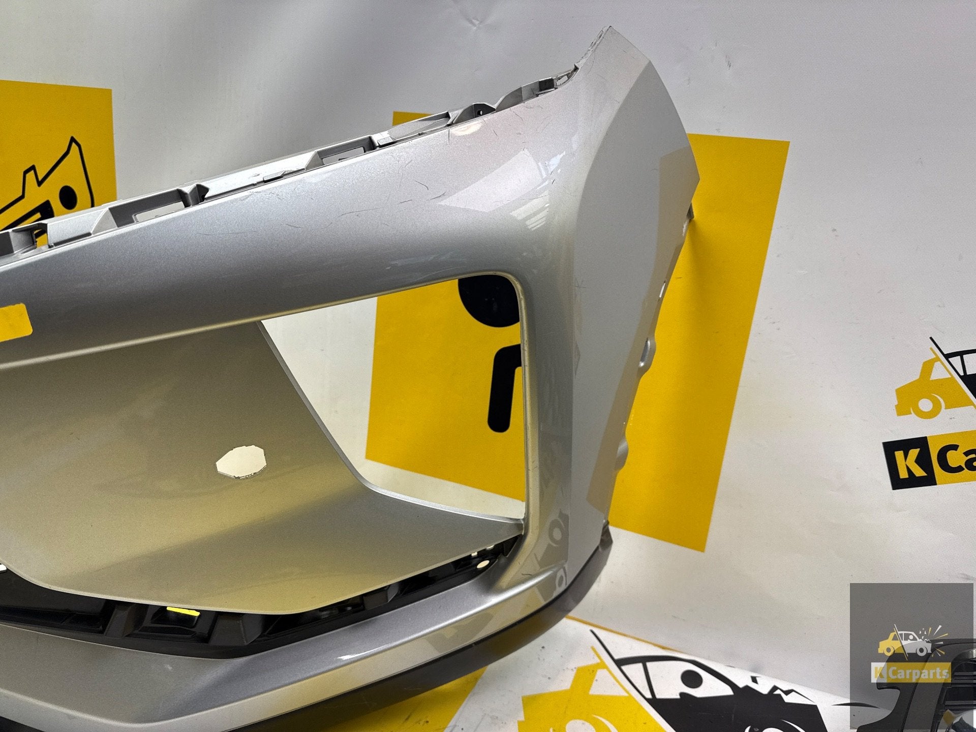Voorbumper Mitsubishi Eclipse Cross bumper 6400-H717ZZ, Auto-onderdelen, Info@mitsubishi-motors.com, Gebruikt, Voor, Mitsubishi Motors Corporation