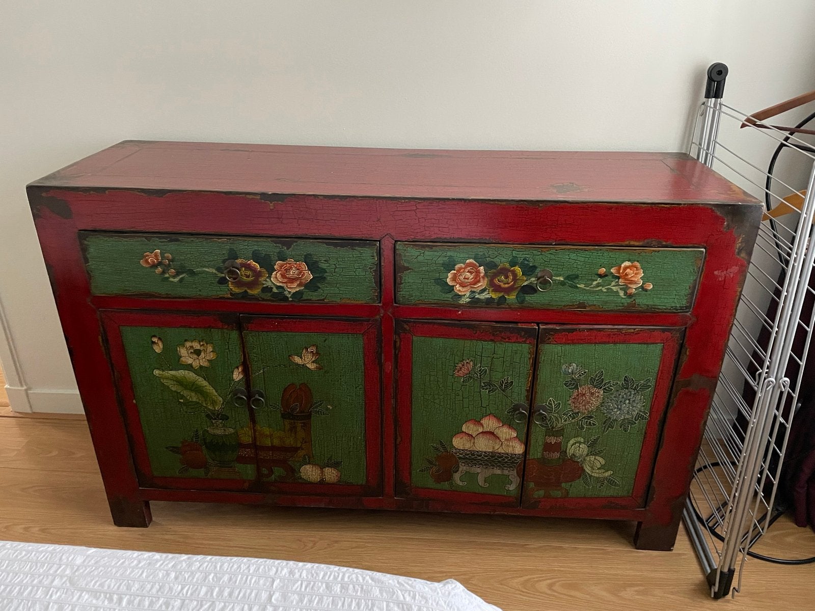 Unieke Chinese kast met handgeschilderde details, Ophalen