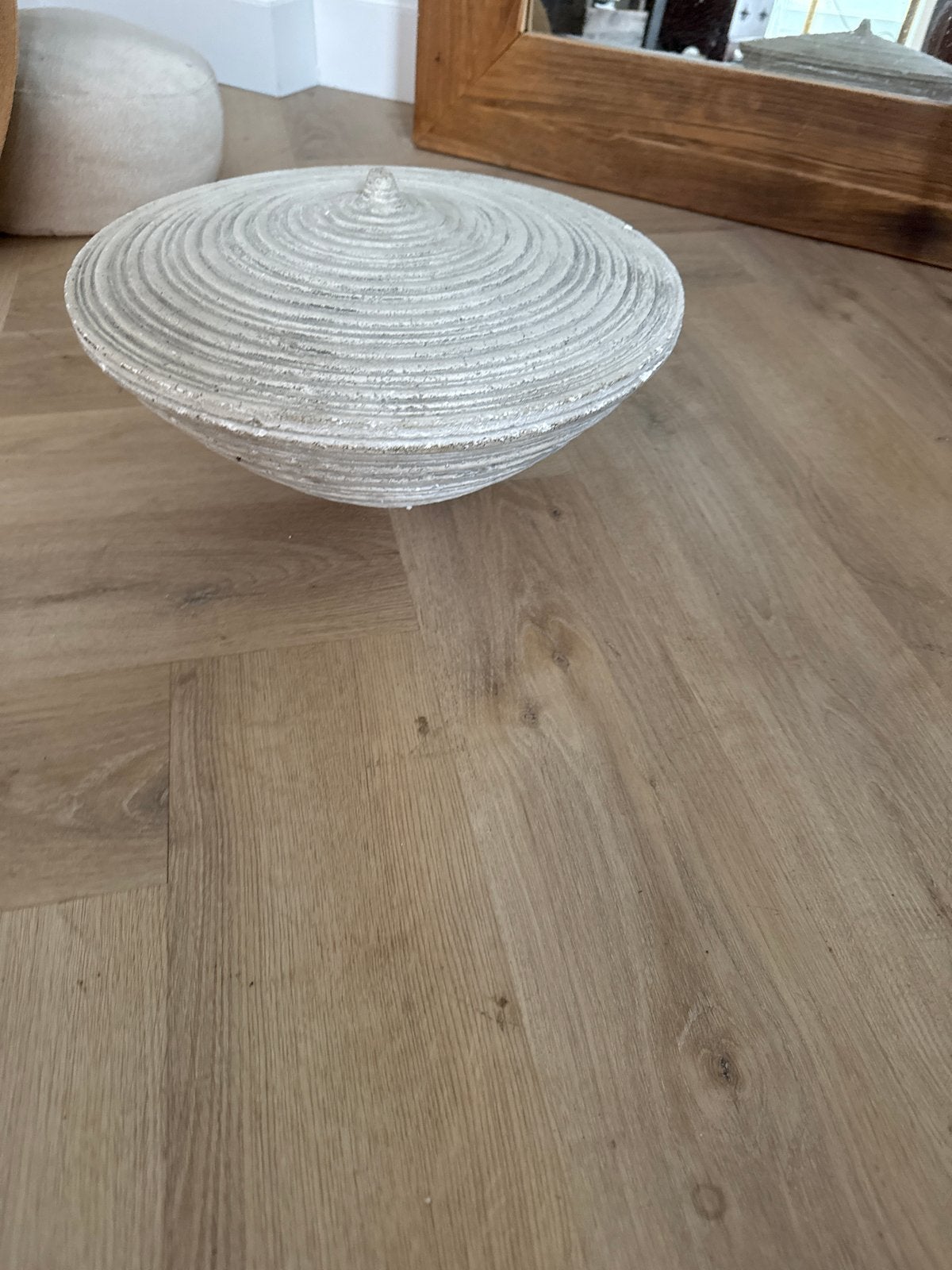 Decoratieve schaal met deksel - Wit, rond, steen, Ophalen, Gebruikt, Met deksel, Schaal