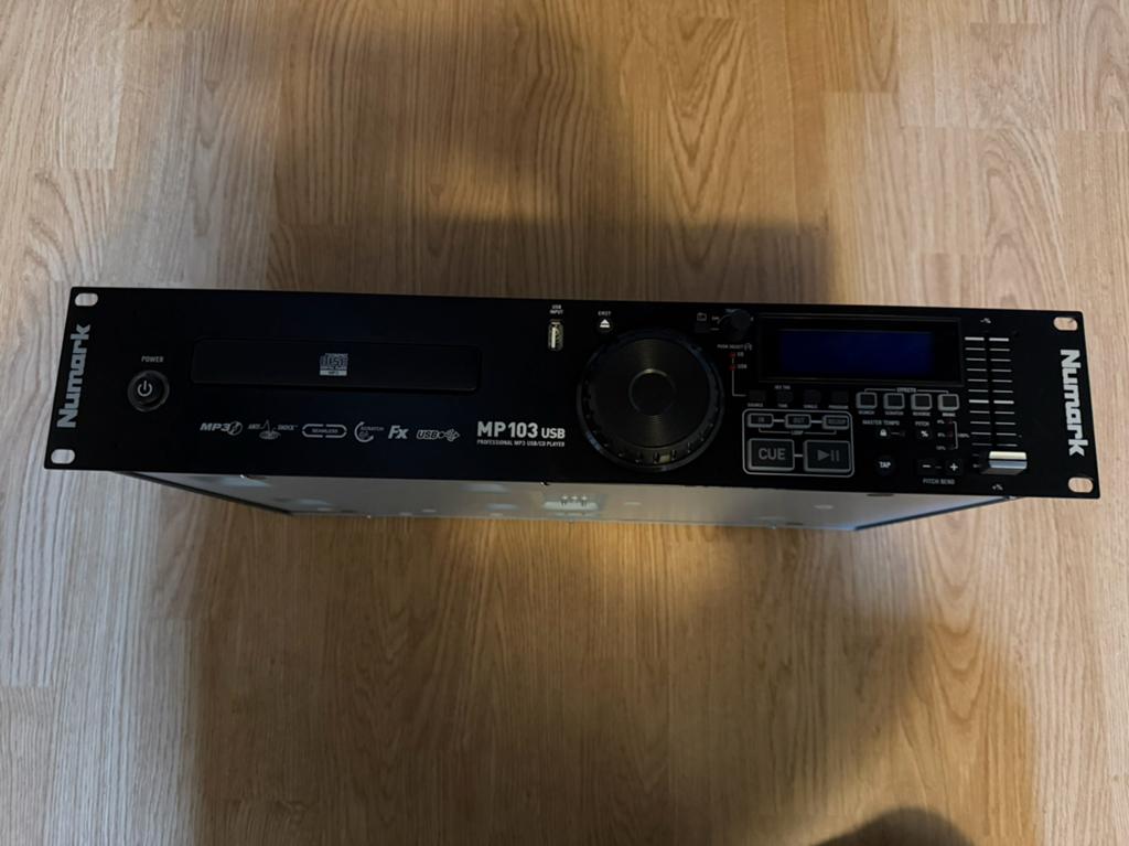 Numark MP103usb, Ophalen of Verzenden, Zo goed als nieuw, Overige merken