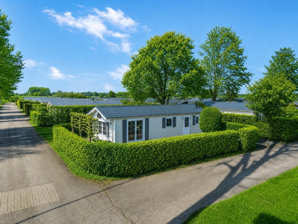 Luxe 3-kamer Chalet met Airco & Tuin op Eigen Grond Betuwe, Gelderland, 2 slaapkamers, Verkoop zonder makelaar, Chalet