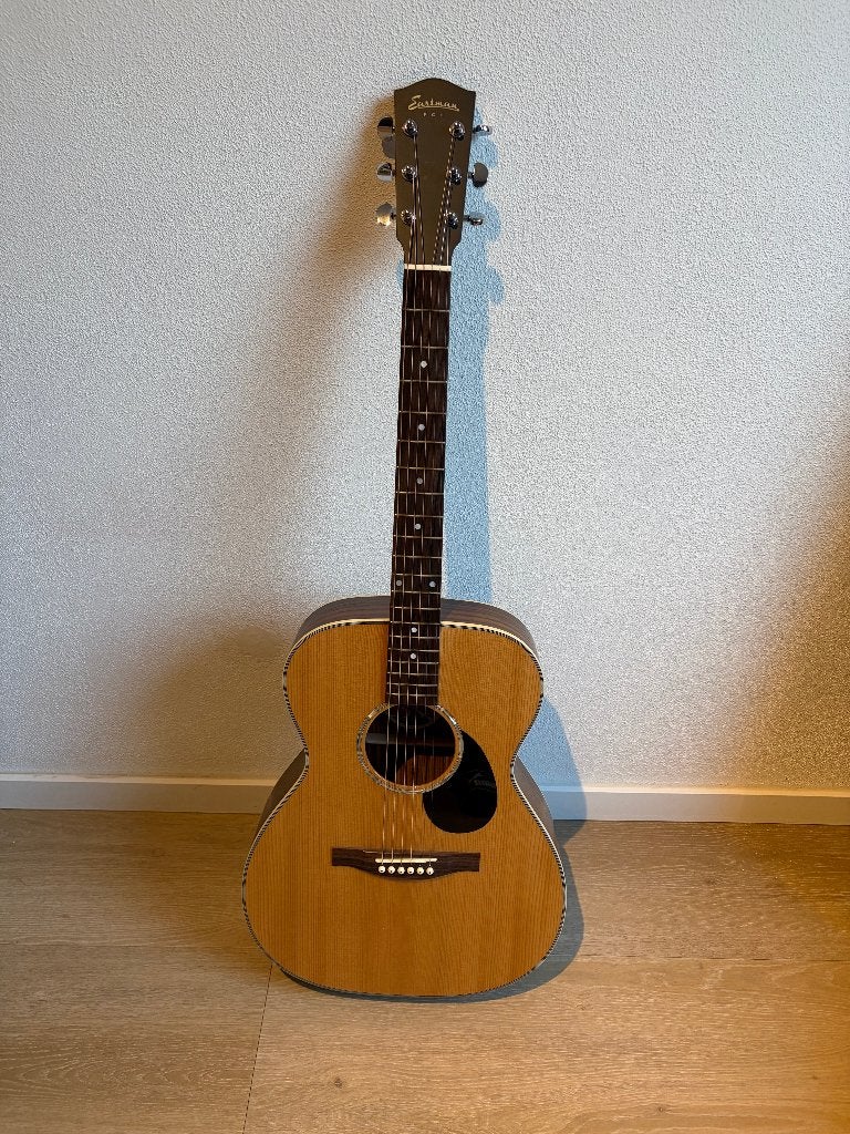 Eastman PCH2-OM akoestische gitaar + originele gigbag, Ophalen, Zo goed als nieuw, Western- of Steelstringgitaar