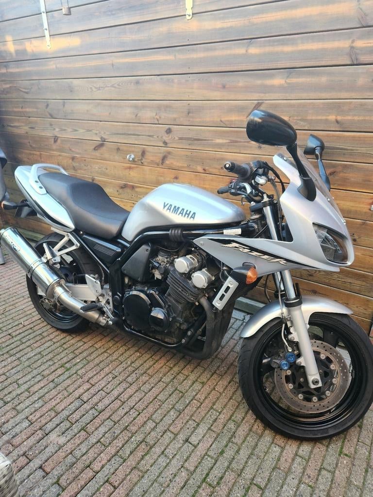 Yamaha fazer 600 vaste scherpe prijs., Motoren, 4 cilinders, Gebruikt, Particulier, Toermotor