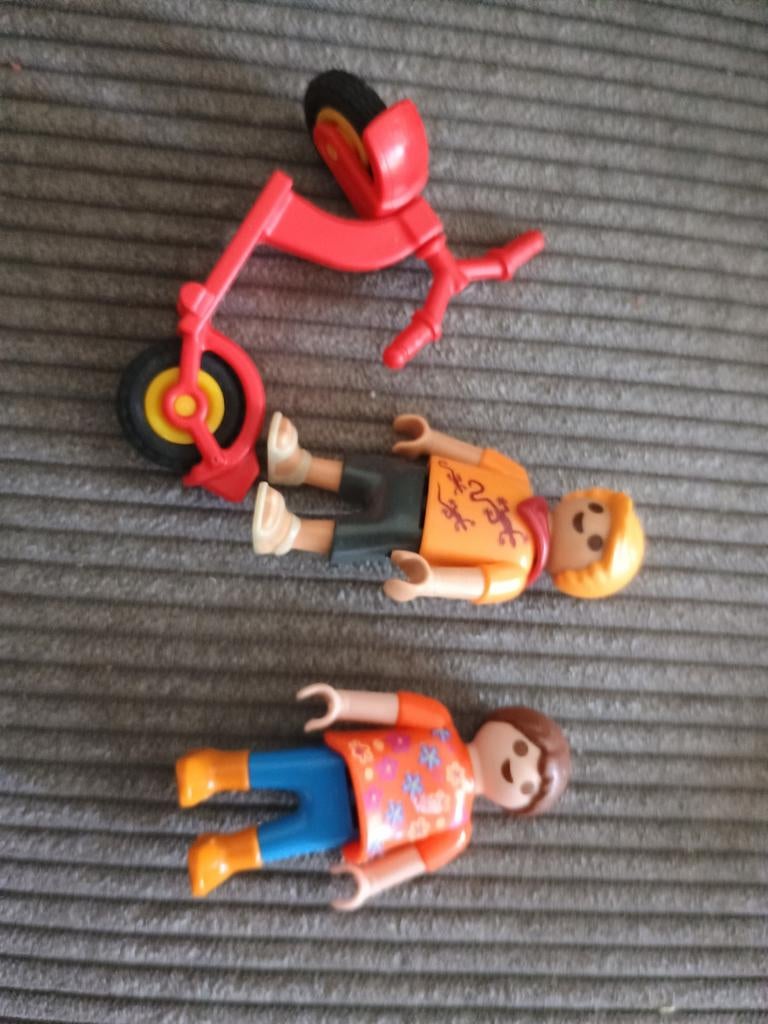 Kinderen met step, Antiek en Kunst, Antiek | Speelgoed, Ophalen