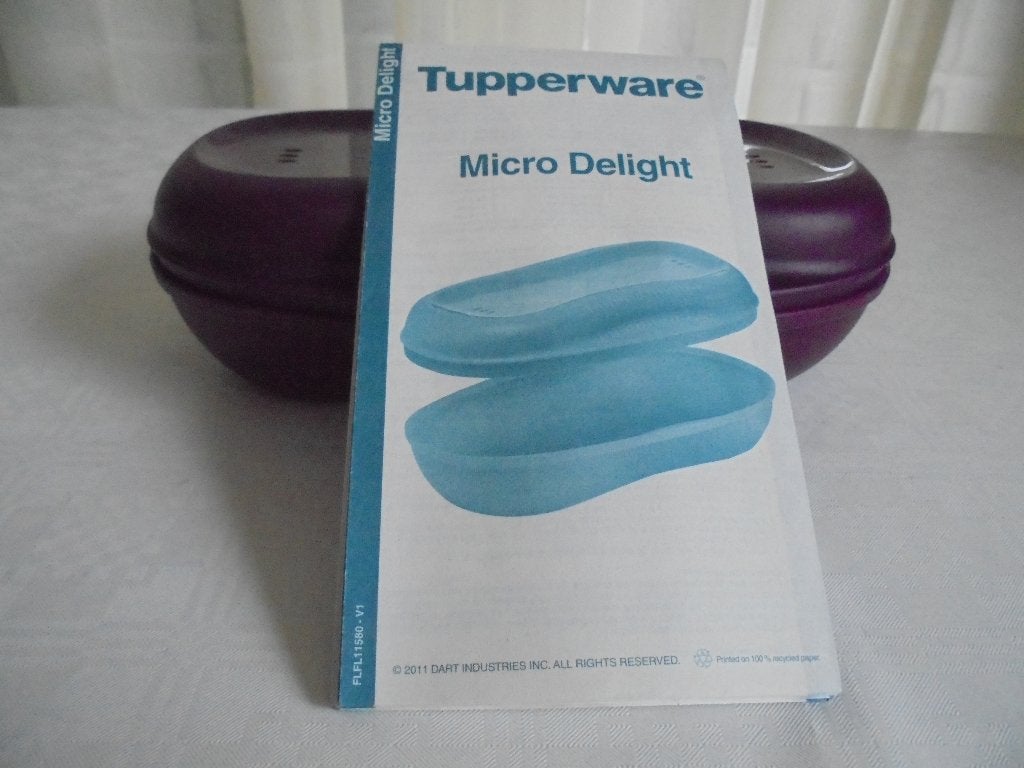 tupperware omelet maker met boekje, Ophalen of Verzenden, Zo goed als nieuw, Paars, Overige typen